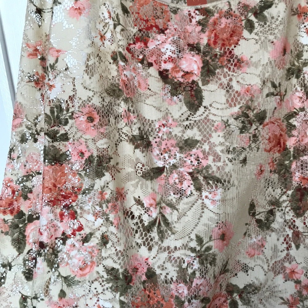 American Rag Lace Tank - Picture 3 of 13